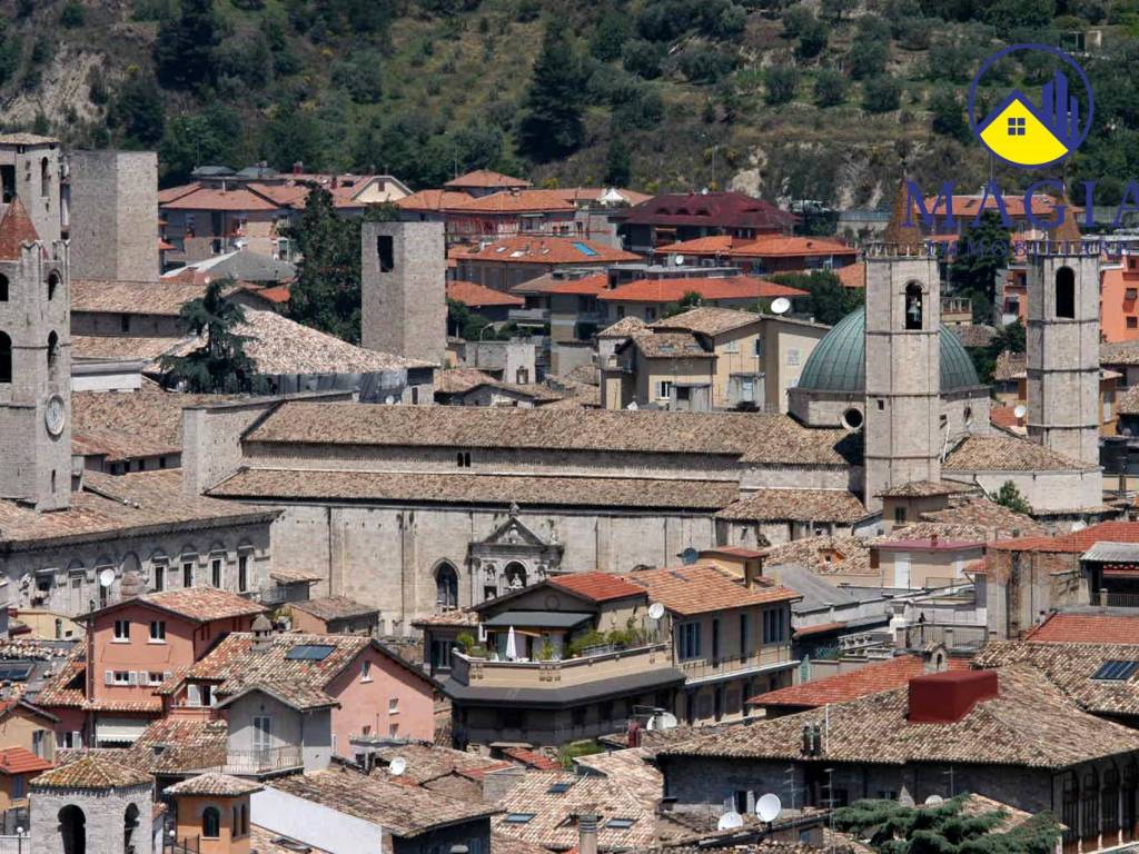 Appartamento a Ascoli piceno in Piazza Arringo - Foto 4
