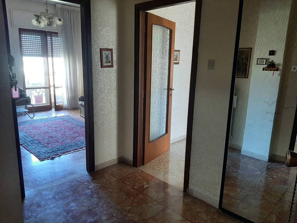 Appartamento a Catanzaro in Viale Vincenzo De Filippis - Foto 2