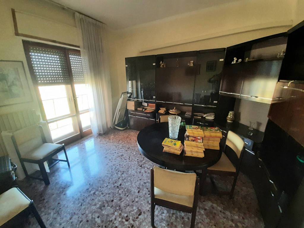 Appartamento a Catanzaro in Viale Vincenzo De Filippis - Foto 4