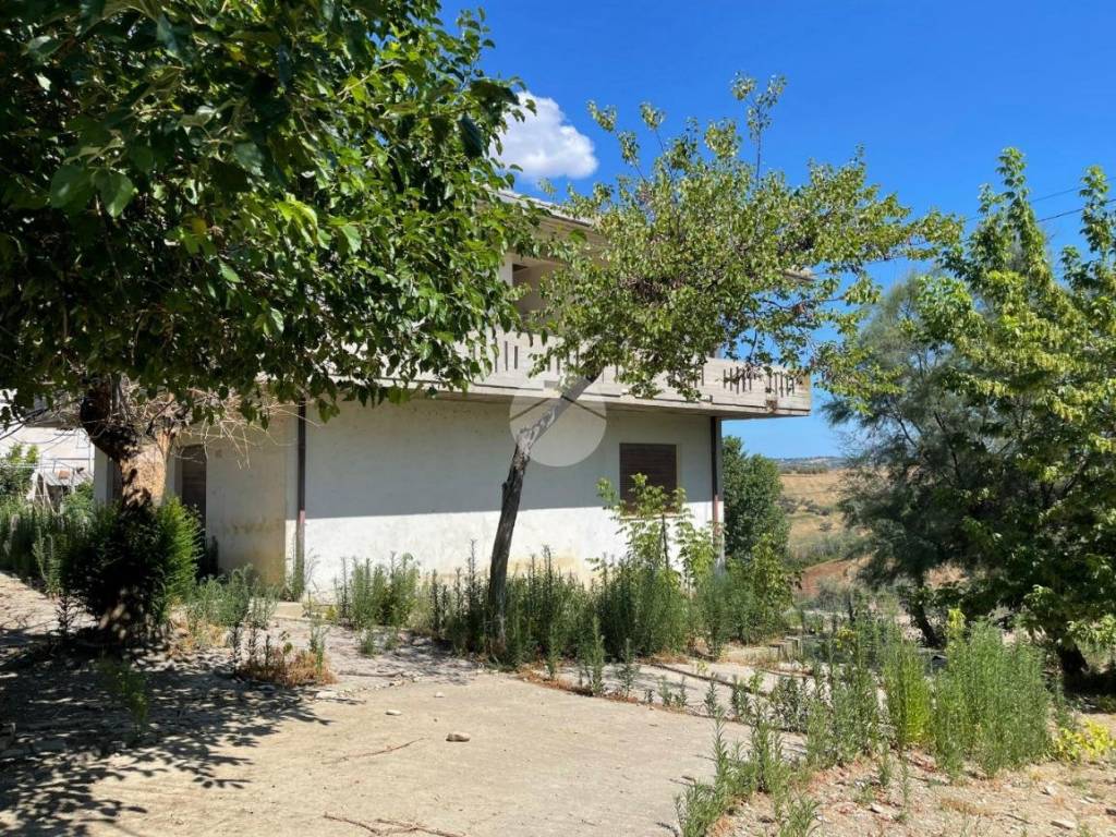 Villa a Roseto degli abruzzi in Contrada Colle Vraddo - Foto 2