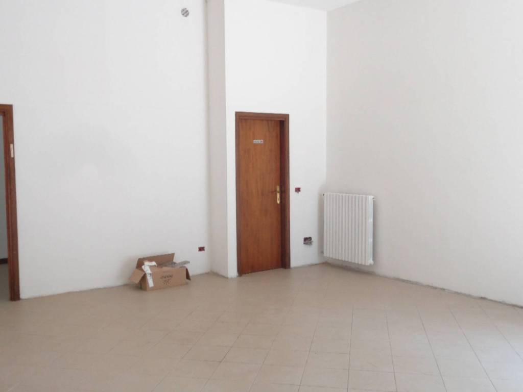 Immobile a Ferrara in Via Vasco Zappaterra - Foto 2
