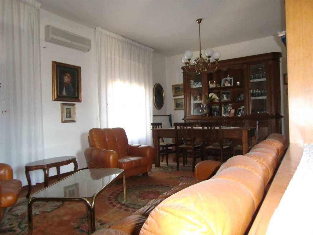 Casa indipendente a Montevarchi - Foto 2