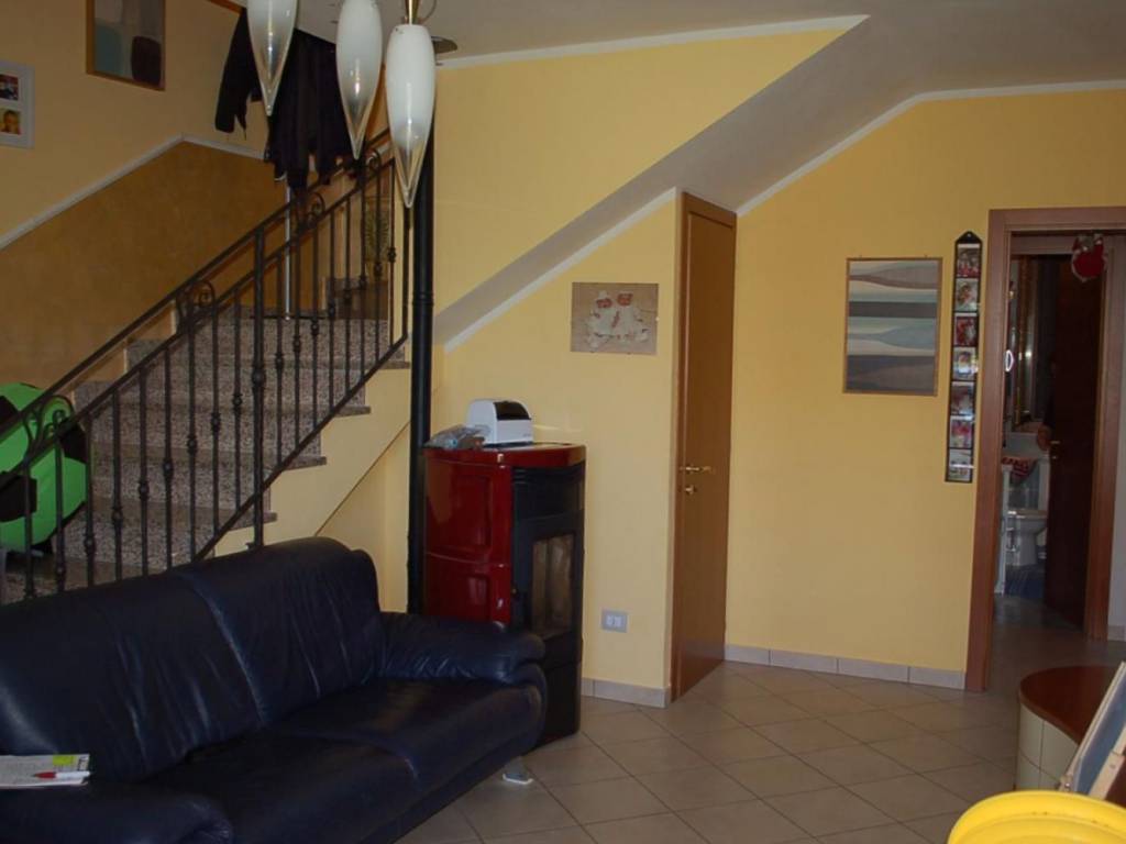 Appartamento a Castiglione del lago in Via dei Cedri - Foto 2