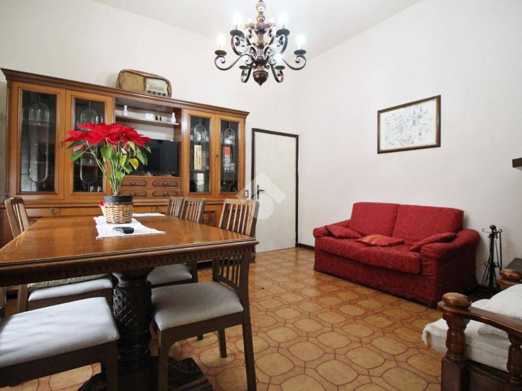 Casa indipendente a Prato in Via delle Badie - Foto 5