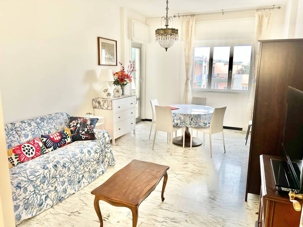 Appartamento a Albissola marina in Piazza Lombardia - Foto 5