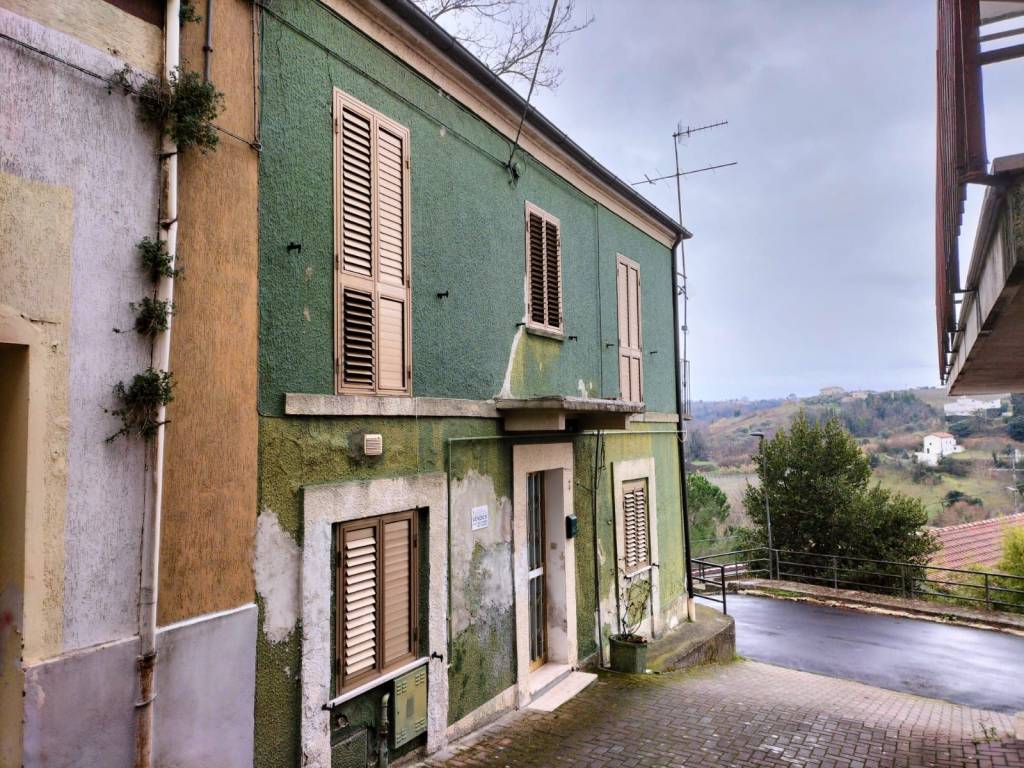 Casa indipendente a Arielli in Via Scesa Arcata - Foto 4
