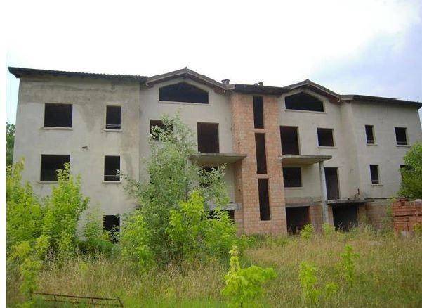 Palazzo / stabile a Cento in Via Ghisellini, 16 - Foto 2