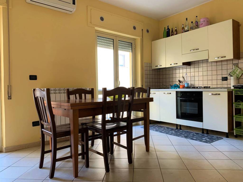 Appartamento a Catanzaro in vico I Viale Crotone, 11 - Foto 3