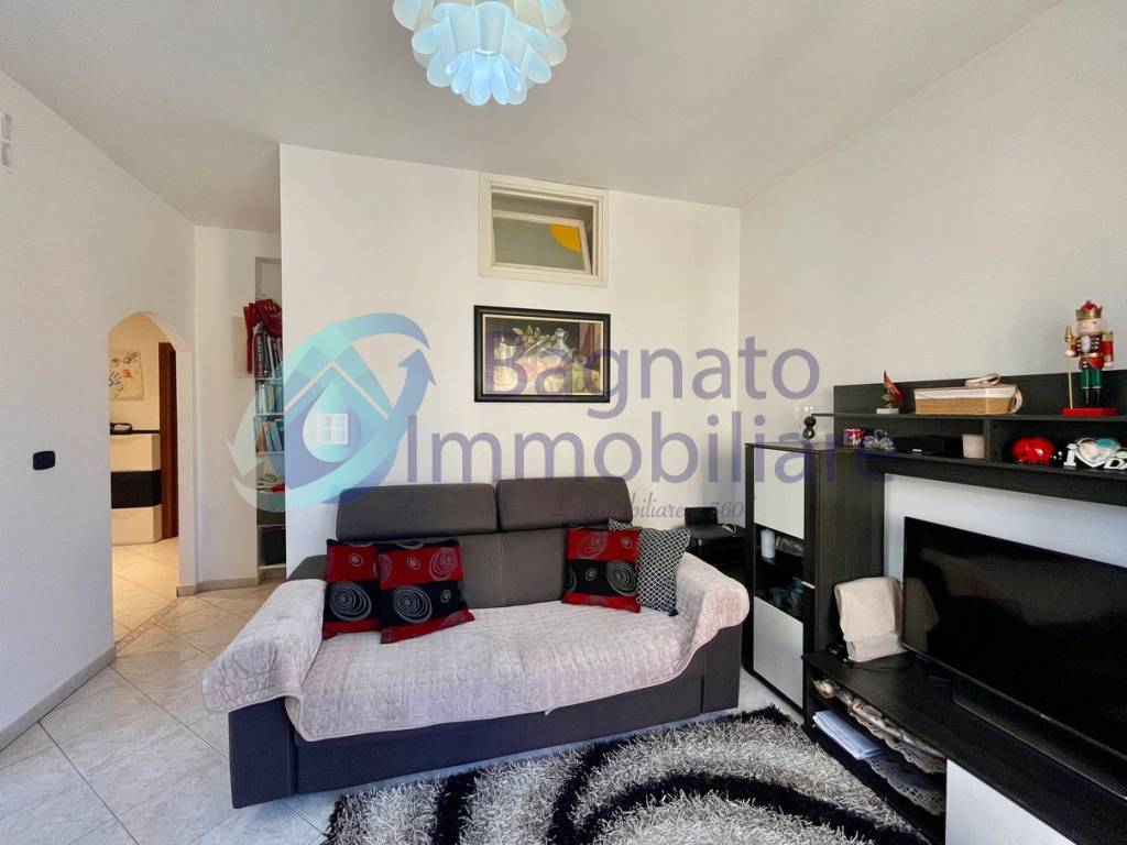 Appartamento a Novara in Via Enrico Precerutti, 5 - Foto 2