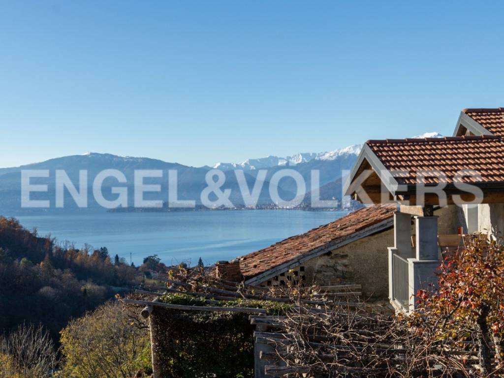 Villa a Castelveccana in Via per Nasca - Foto 2