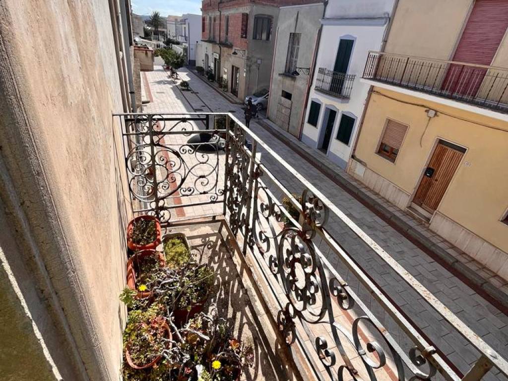 Casa indipendente a Calasetta in Via Roma, 79 - Foto 2