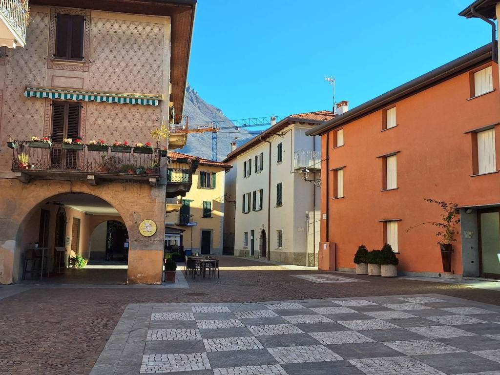 Immobile a Mandello del lario in Piazza 25 Aprile, 4 - Foto 5