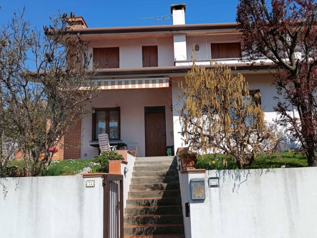 Villa a Castiglione delle stiviere - Foto 2