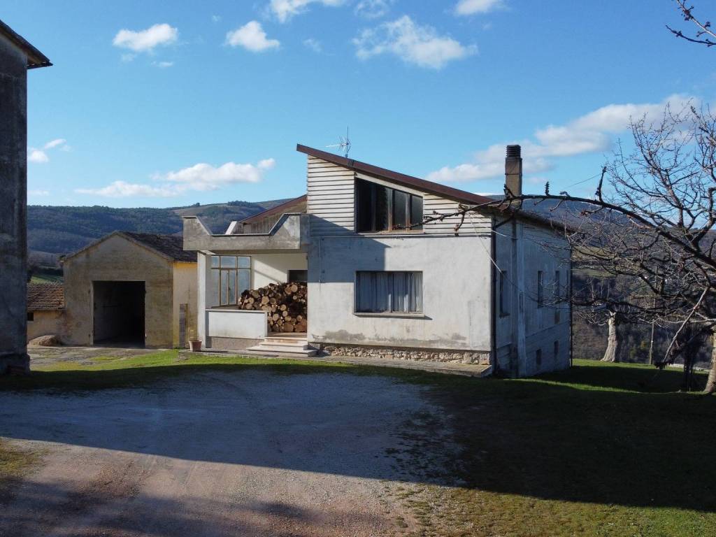 Rustico / casale a Pergola in Frazione Cartoceto - Foto 3