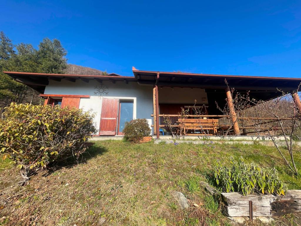 Villa a Bee in Via Trento, 4 - Foto 3