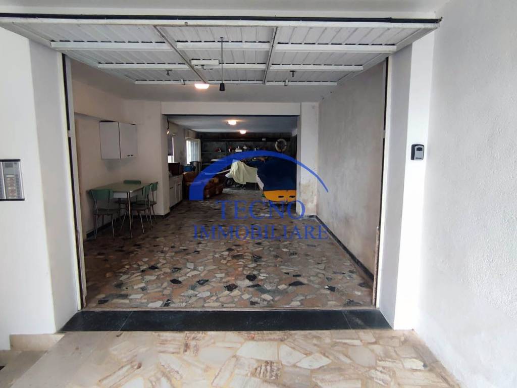 Box / garage a Celle ligure in Via Giovanni Lanza, 65 - Foto 2