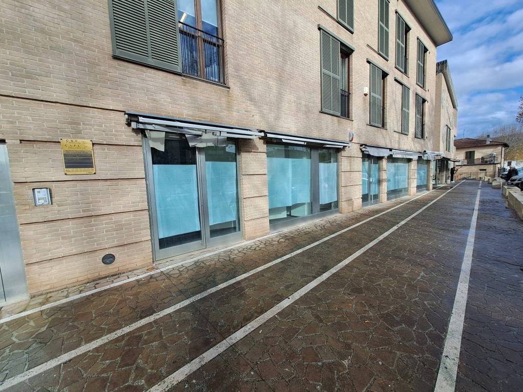 Immobile a Spoleto in Viale della Repubblica - Foto 2
