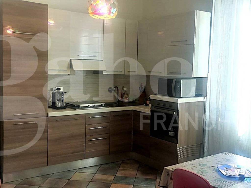 Appartamento a Follonica in Via Manzoni - Foto 2