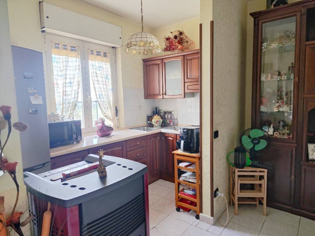 Appartamento a Toffia in Località Madonna dei Monti - Foto 5