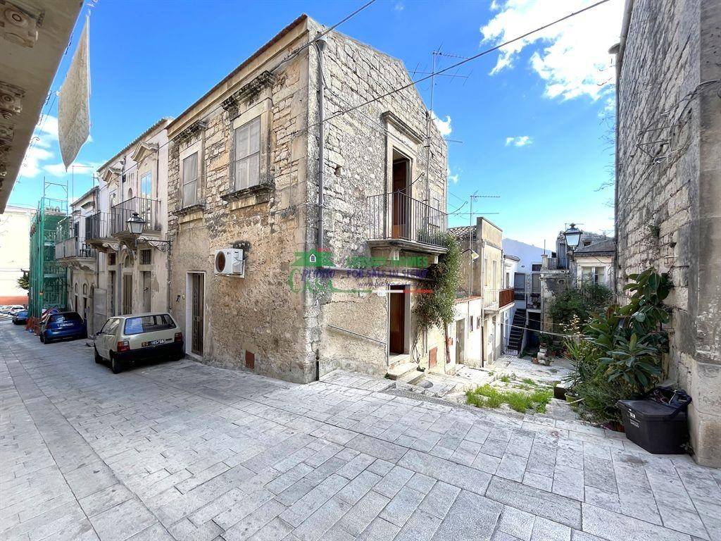 Casa indipendente a Modica in Via Morana, 37 - Foto 2