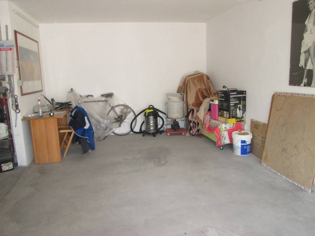 Box / garage a Montesilvano in Via Vestina, 191 - Foto 2