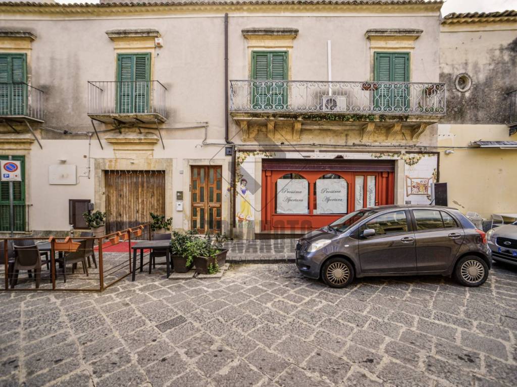 Appartamento a Noto in Via Ducezio, 45 - Foto 2