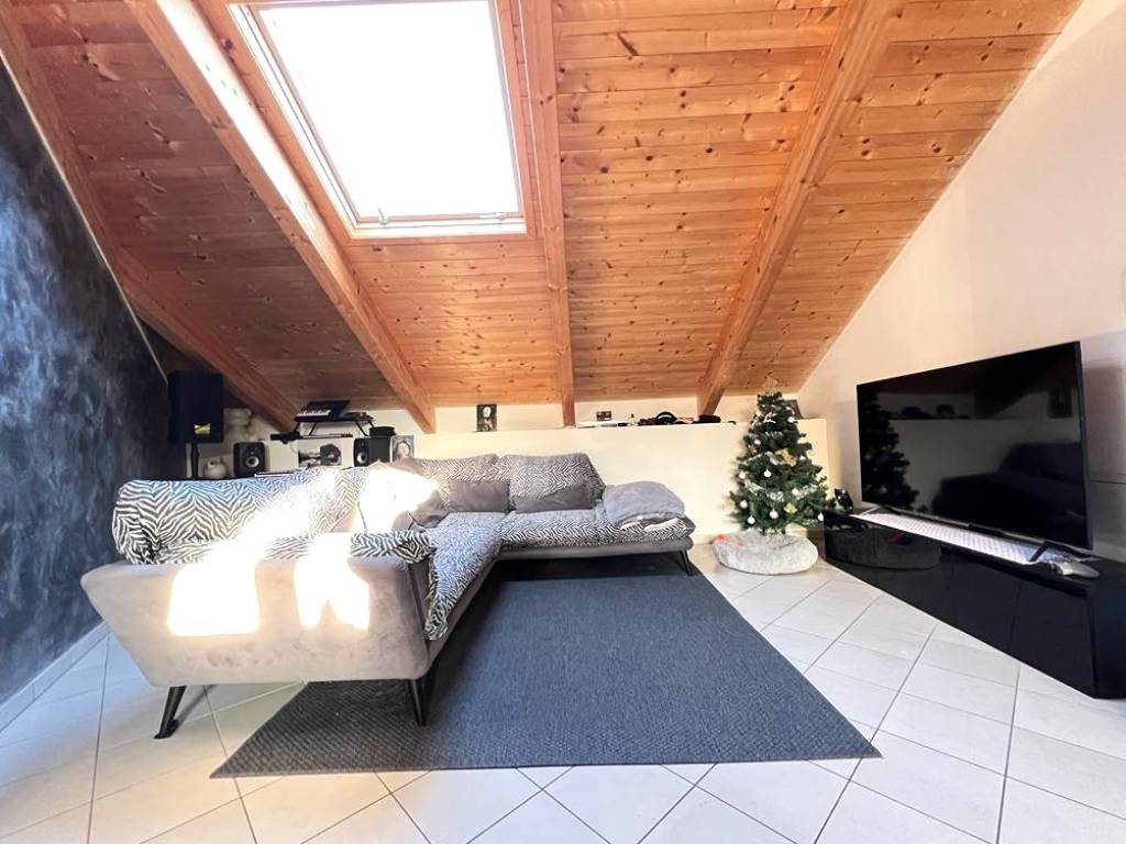 Appartamento a Vezza d'alba in Via Salerio, 14 - Foto 2