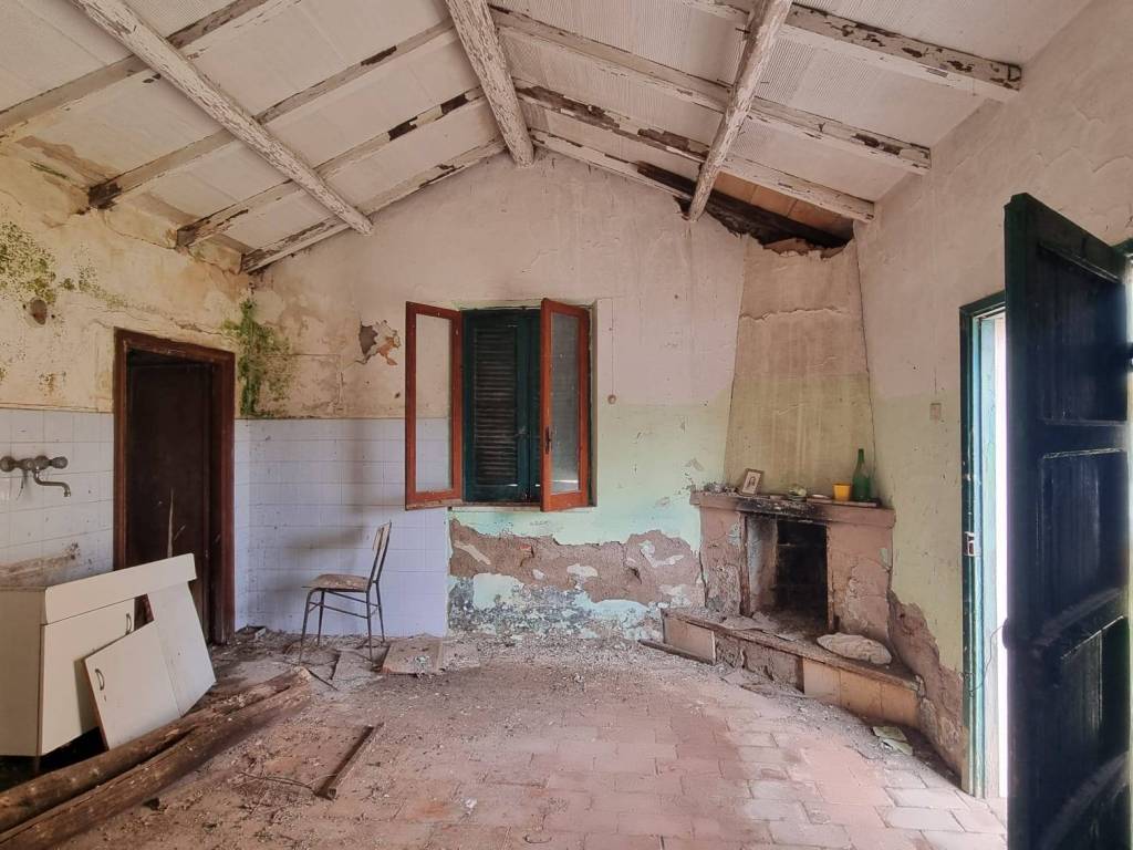 Villa a Cisterna di latina in Via Colle Marcaccio - Foto 2