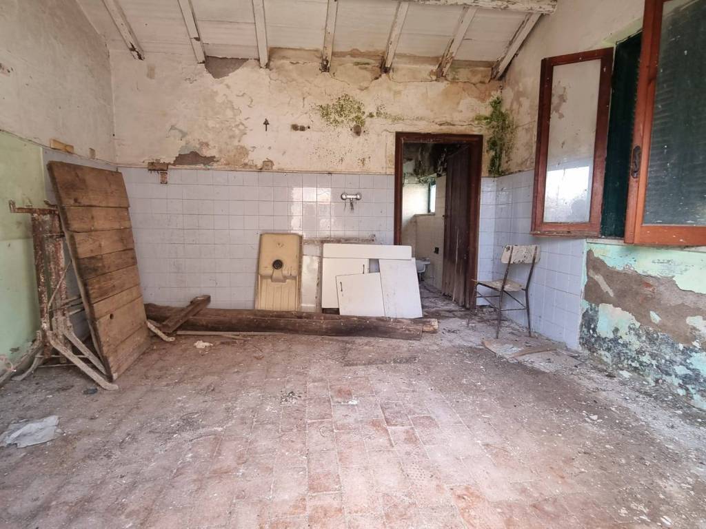 Villa a Cisterna di latina in Via Colle Marcaccio - Foto 3
