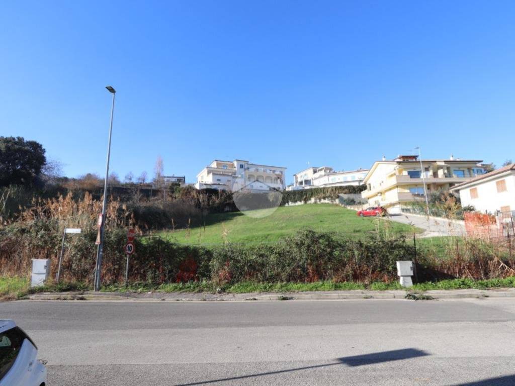 Terreno a Tortoreto in Via C. Rosa, 2 - Foto 3