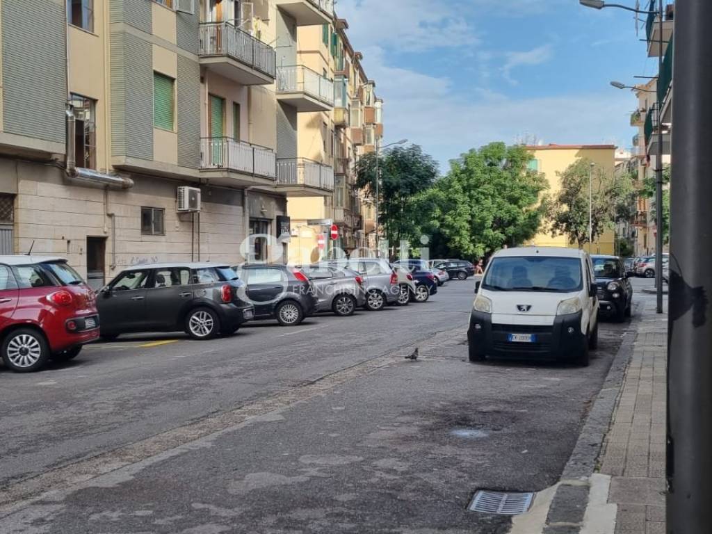 Box / garage a Salerno in Via Raffaele Fatigati - Foto 2