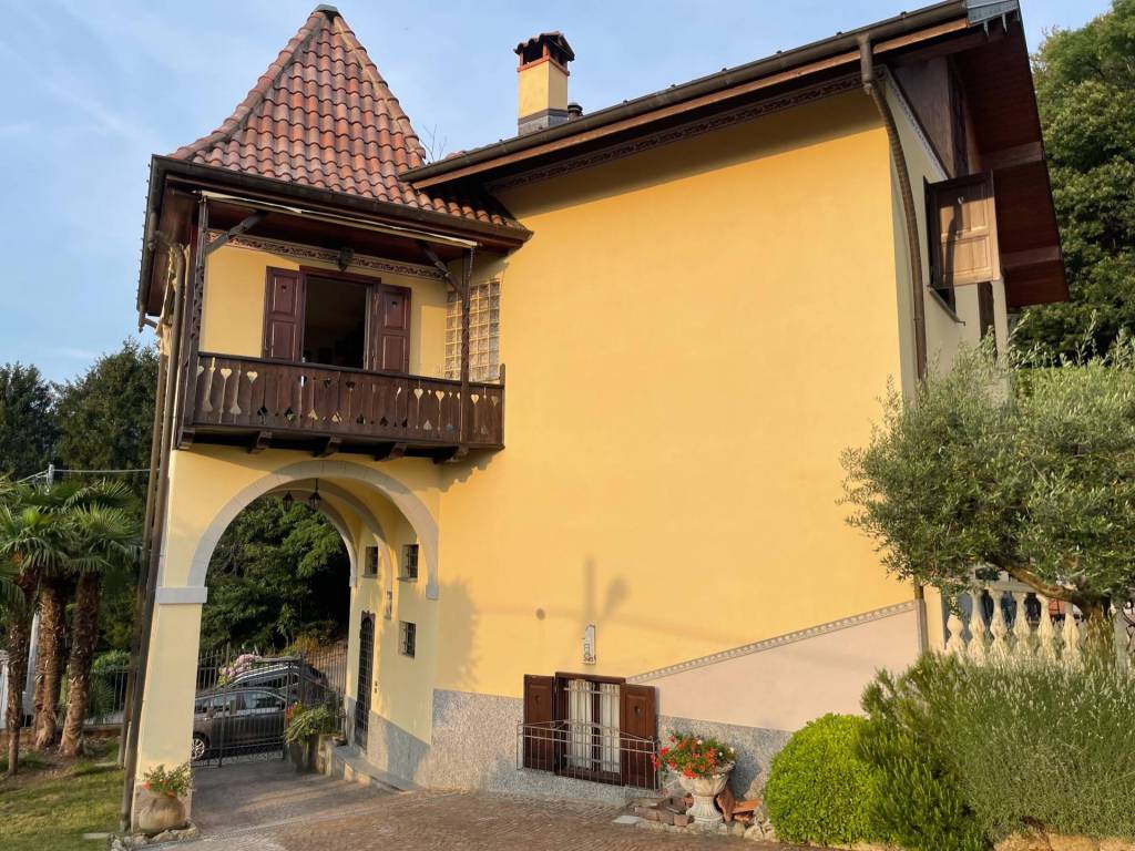 Villa a Viggiù in Via Pessina - Foto 5