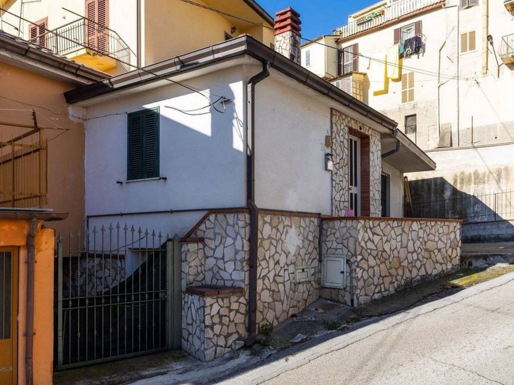 Villa a Ceccano in Via Rifugio, 21 - Foto 5