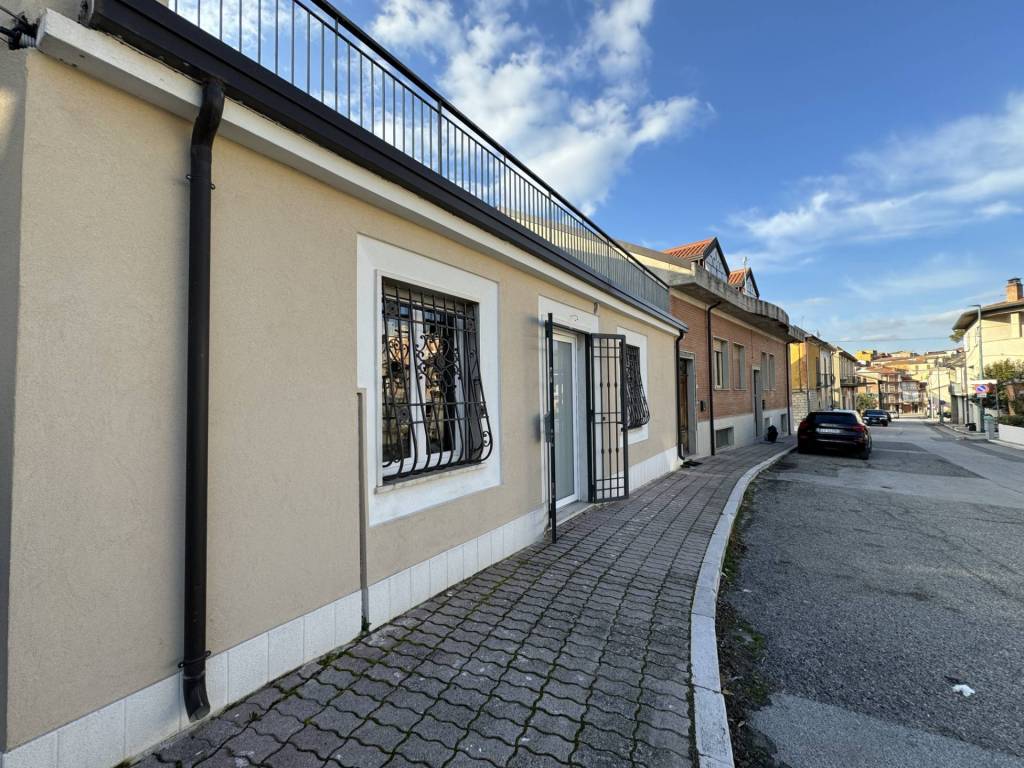 Casa indipendente a Fontanarosa in VIA ROMA, 1 - Foto 2