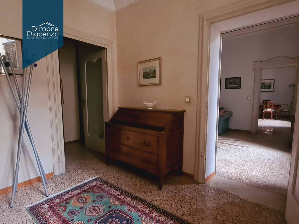 Appartamento a Piacenza in Via Santa Franca - Foto 2