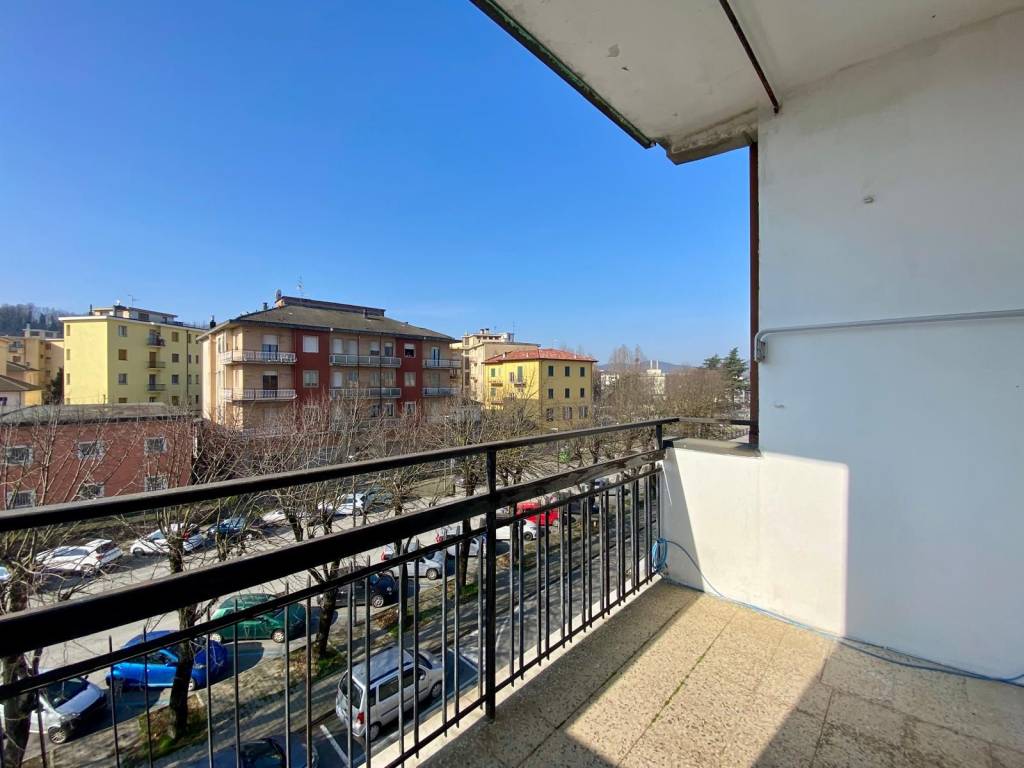 Appartamento a Arquata scrivia in Viale Guglielmo Marconi - Foto 3