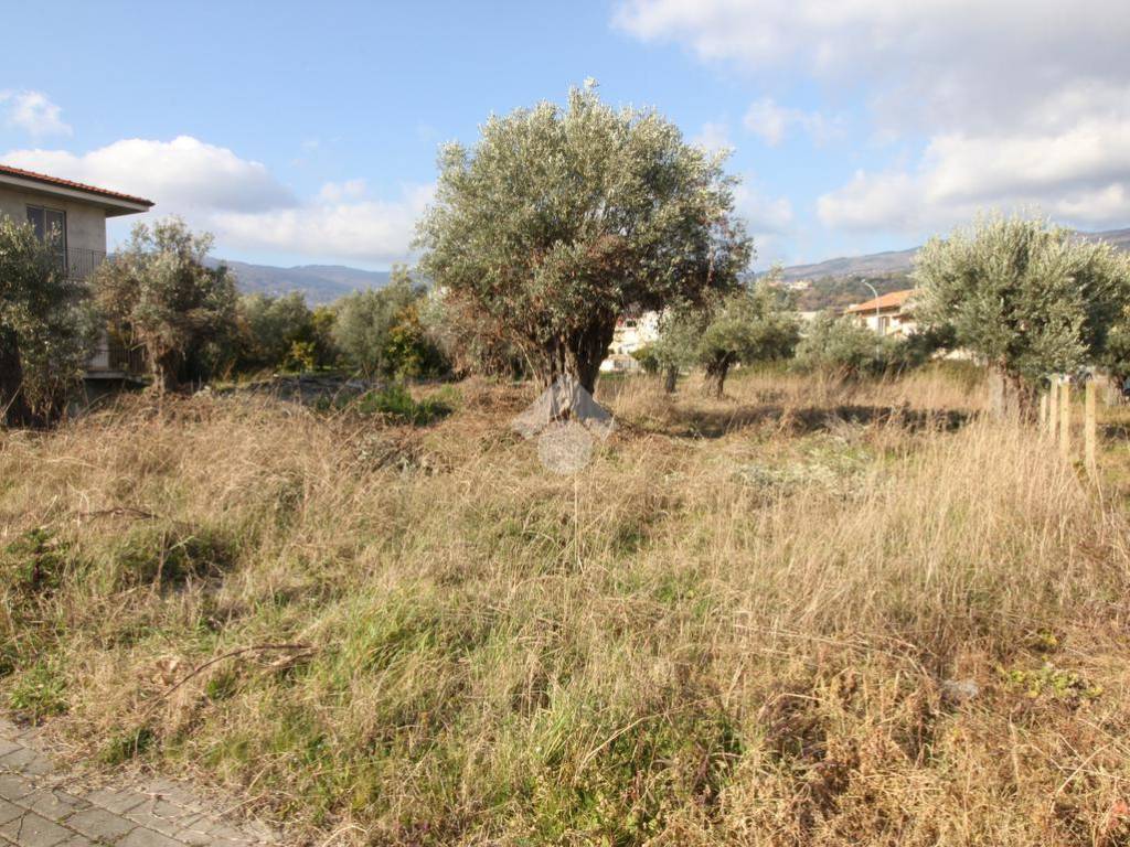 Terreno a Lamezia terme in Via Goffredo Malaterra - Foto 2