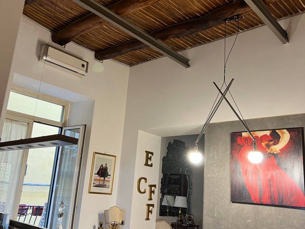 Appartamento a Napoli in Vico Monteroduni - Foto 3