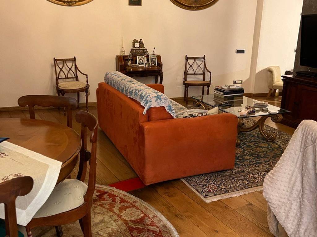 Appartamento a Napoli in Vico Monteroduni - Foto 4