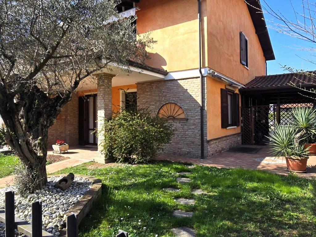 Villa a Castel mella in Via Onzato - Foto 3
