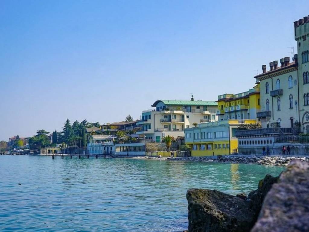 Palazzo / stabile a Desenzano del garda - Foto 4