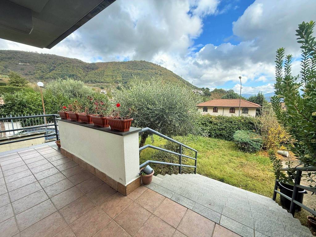 Villa a Monteforte irpino in Via Nazionale - Foto 3