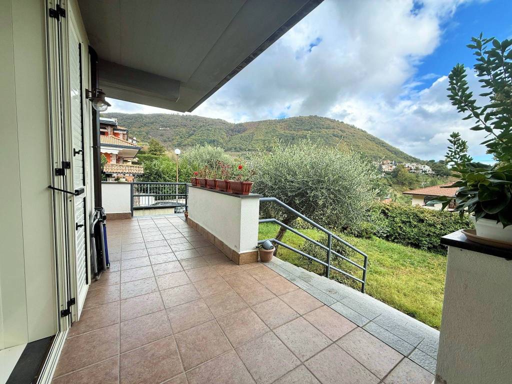 Villa a Monteforte irpino in Via Nazionale - Foto 4