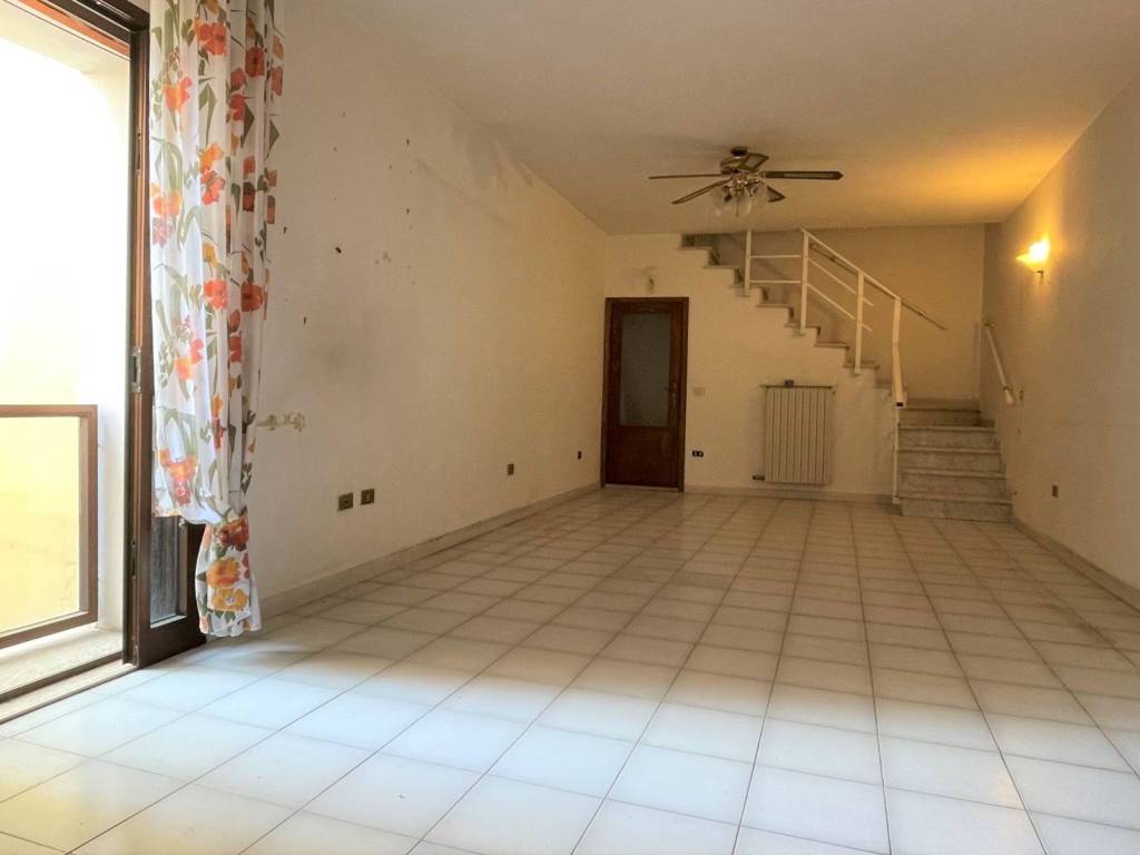 Appartamento a Monsummano terme in Via Cesare Battisti - Foto 2