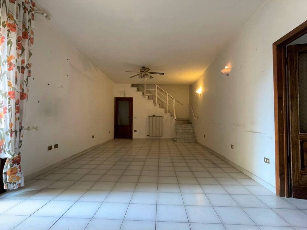 Appartamento a Monsummano terme in Via Cesare Battisti - Foto 3