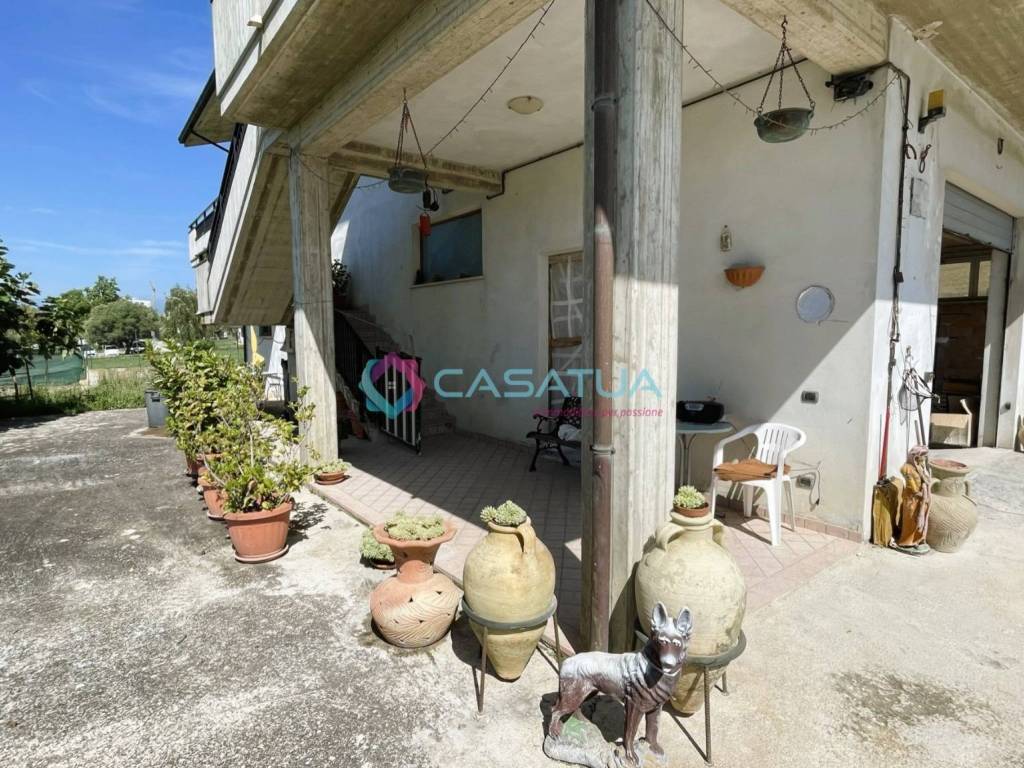 Villa a Castellalto in Via Salaria Superiore, 61 - Foto 4