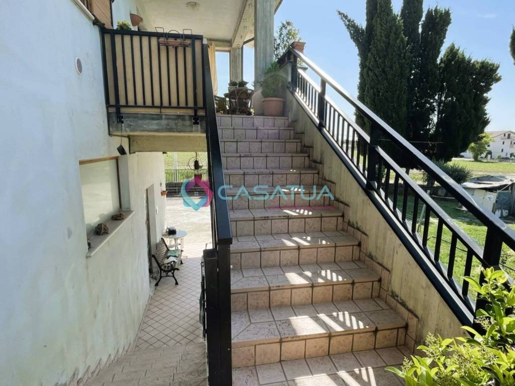 Villa a Castellalto in Via Salaria Superiore, 61 - Foto 5