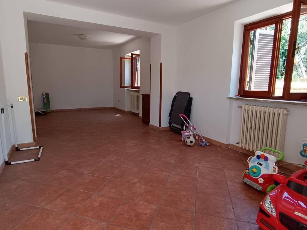 Villa a Ceccano in Via San Francesco d'Assisi, 107 - Foto 3