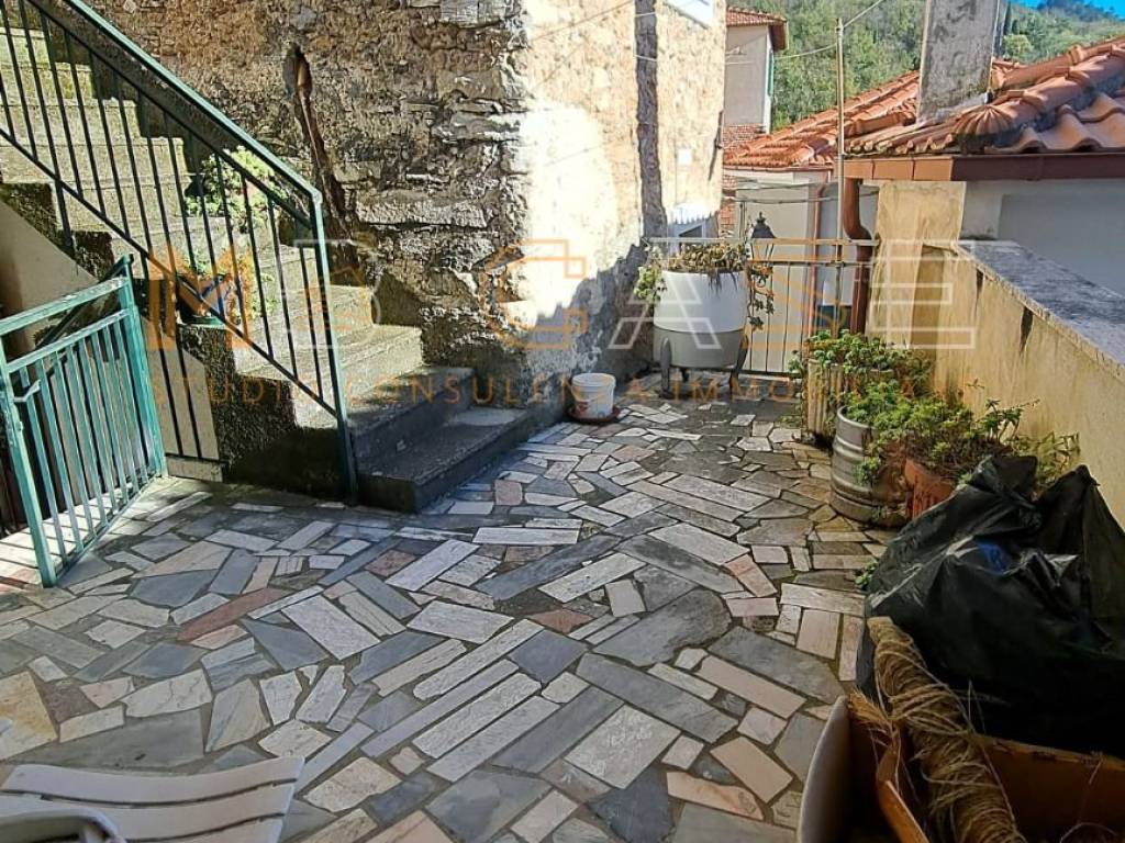 Casa indipendente a Castelvecchio di rocca barbena in Via Provinciale, 36 - Foto 5