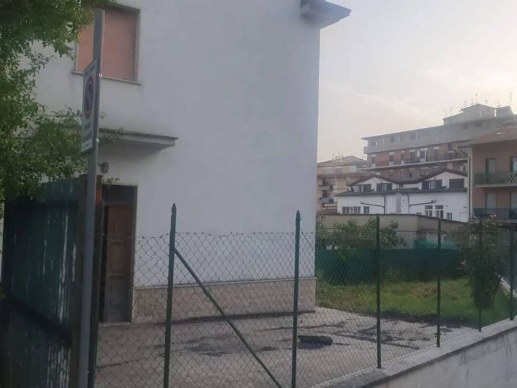 Villa a Campobasso in Via Monte Santo, 20 - Foto 3